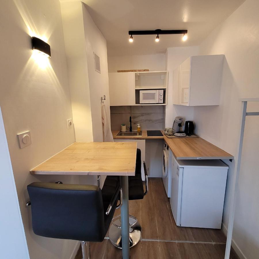 Studio Gare Saint Charles 7Eme 10 Mns Vieux Port Appartement Marseilles Buitenkant foto